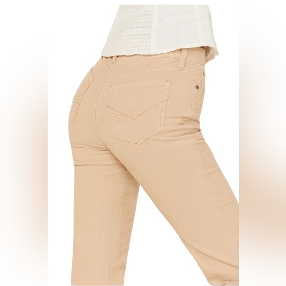 Idyllwind HIGH RISIN' IRISH CREAM SIGNATURE BACK POCKET CORDUROY Flare Pant SZ 4 - Picture 4 of 15